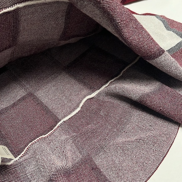 ANN TAYLOR - Picture 9 of 11